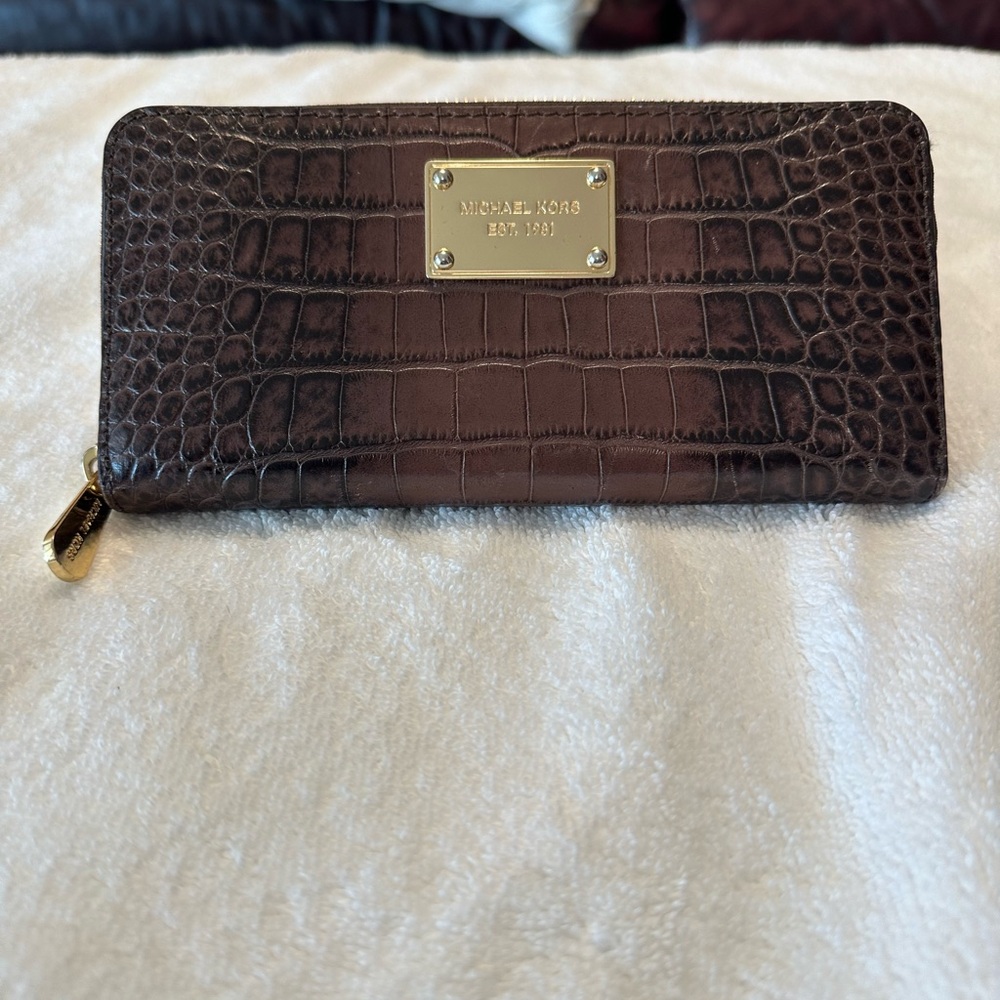 Michael Kors Brown Leather Croc Embossed Zip-Around Wallet